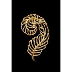 Vintage ‎ Gerrys Ornate Gold Feather Brooch Pin - 3 Inches - Costume Jewelry